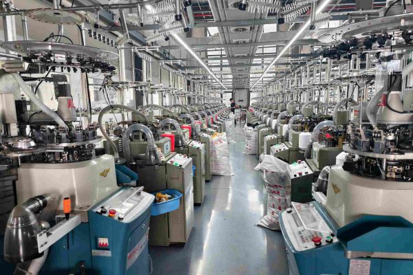 100 New All-in-one Sock Knitting Machines Added for Capacity Expansion