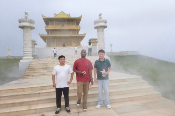 A Record of the Visit by Ghanaian Dealer Client