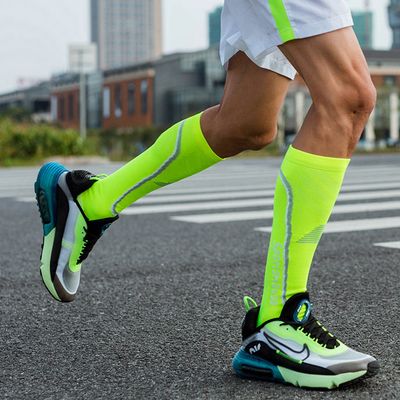 Soccer Socks Material Guide: Yarns, Cushioning Zones and Durability