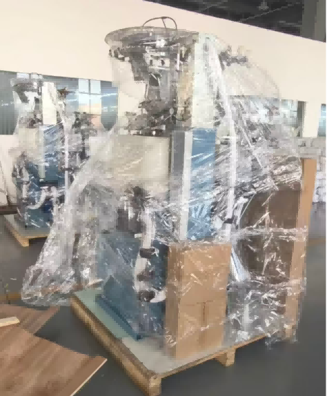 New all-in-one sock knitting machine for factory capacity expansion