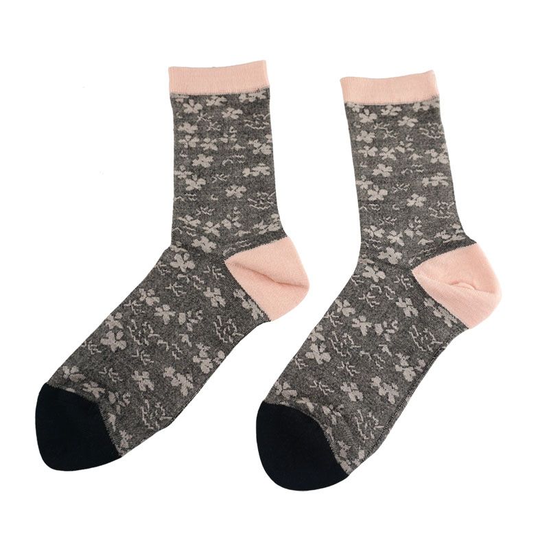 Dress Socks Size Chart & Types: From Ribbed to Patterned Formal Styles